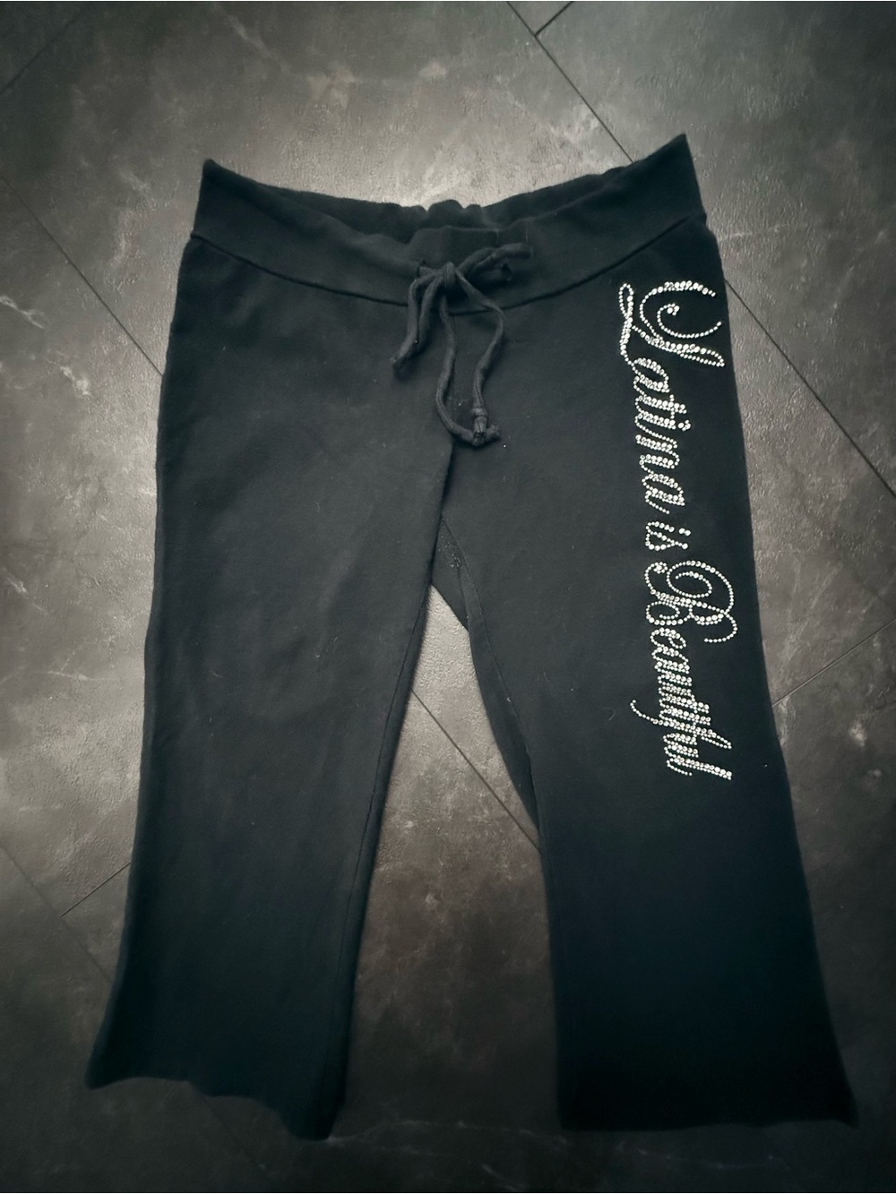 Bling Bling Y2K Black “Latina Is Beautiful” Cropped Leggings Size Small